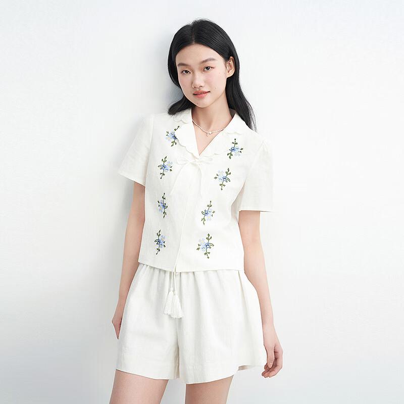 Ledin Floral Embroidered Scallop Collar Blouse M