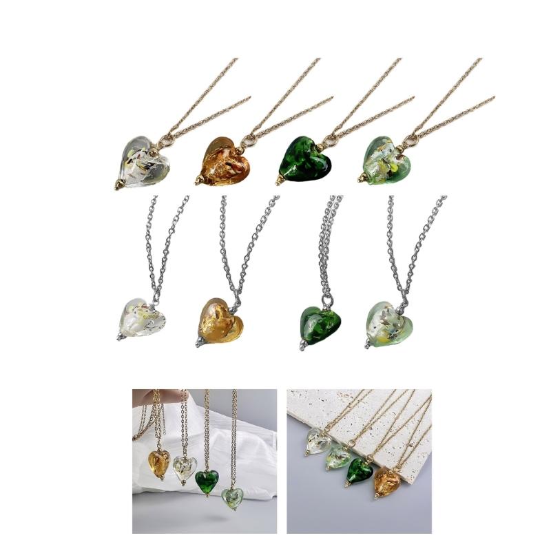 Heart Pendant Necklace Clavicle Chain Heart Neck Jewelry Glaze Pendant Necklace Suitable for Woman Girls Daily Wear