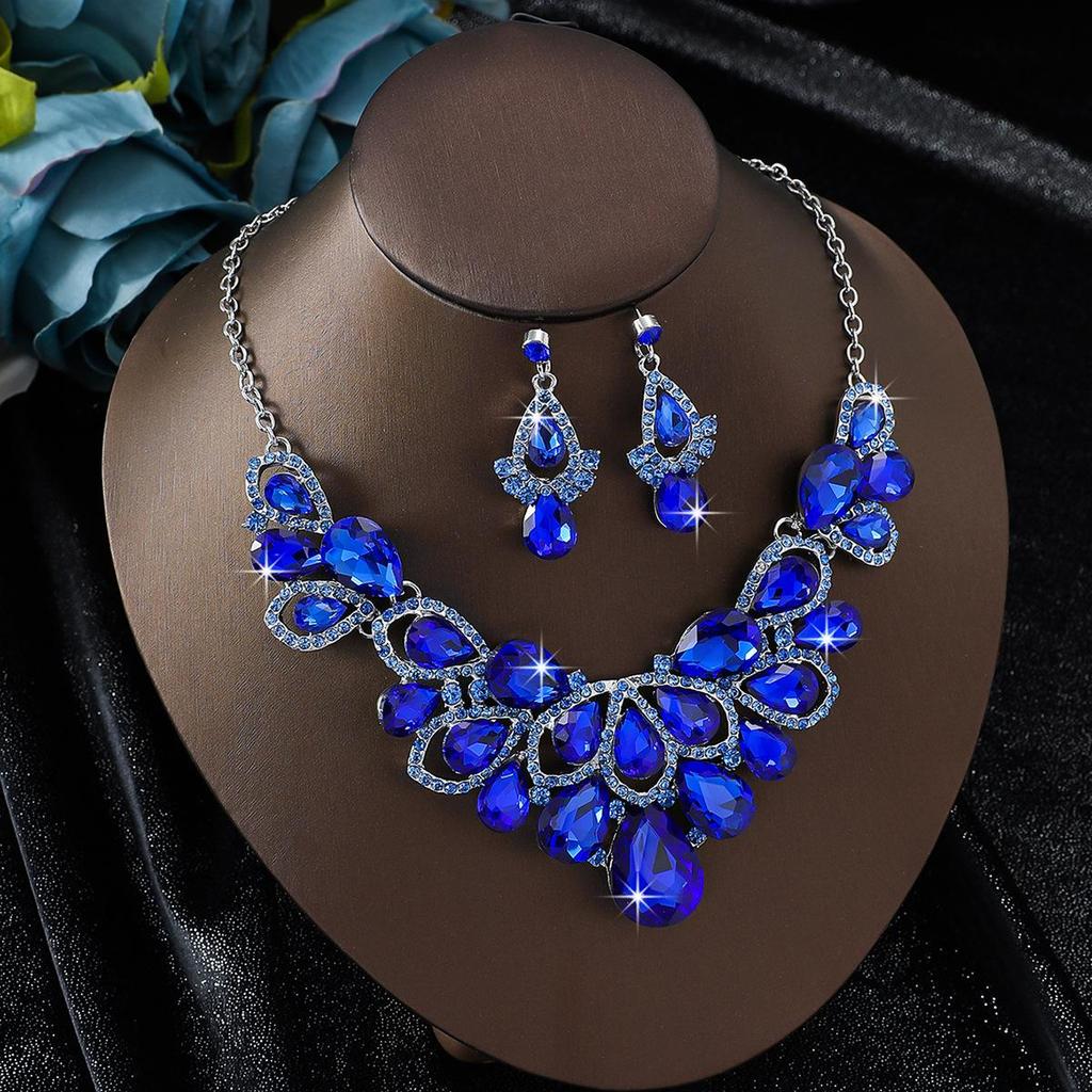 Elegant Rhinestone Water Drop Necklace Set - High-End European & American Court Style Jewelry for Women