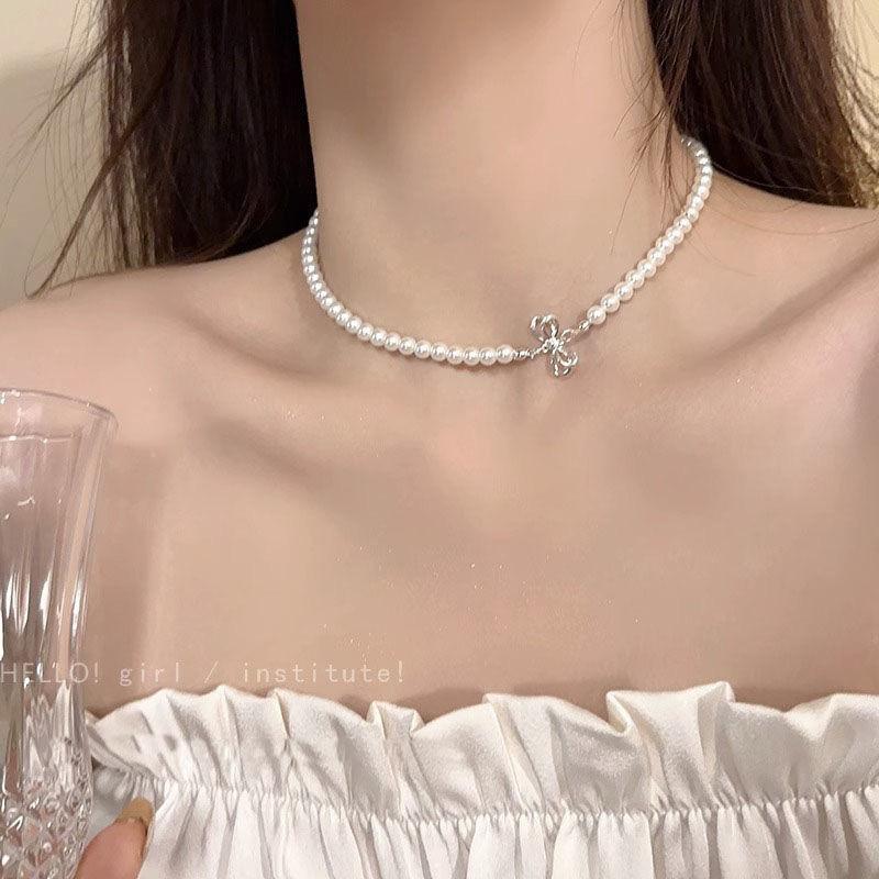 Gentle bow pearl necklace light luxury niche design sense premium collarbone chain female Internet celebrity temperament neck chain accessories