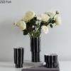 Schwarz-Weiß gestreifte Keramikvase Blumentöpfe Dekorative Blumengestecke Schreibtischdekoration Ornamente Handwerk Florale Vasen