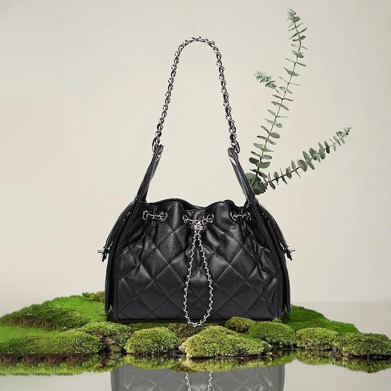 Genuine Leather Quilted Underarm Chain Bag Versatile Large Capacity Caviar Pattern Single Shoulder Bucket Bag Drawstring Bag