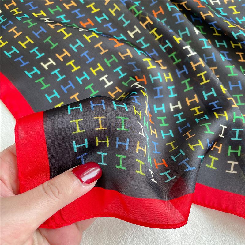 Hong Kong style temperament silk scarf 71cm square scarf colored letter H scarf female star silk scarf neck protection scarf tied hair