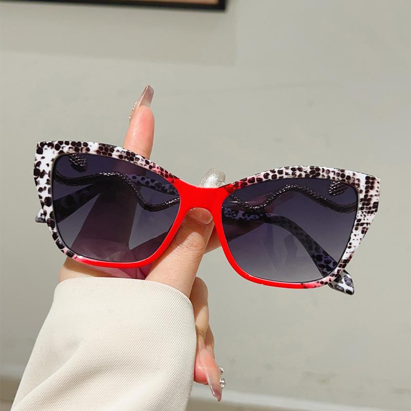 Oversized Cat Eye Sunglasses Women New Stylish Gradient Outdoor Decor Shades Trendy Luxury Brand Design Sun Glasses