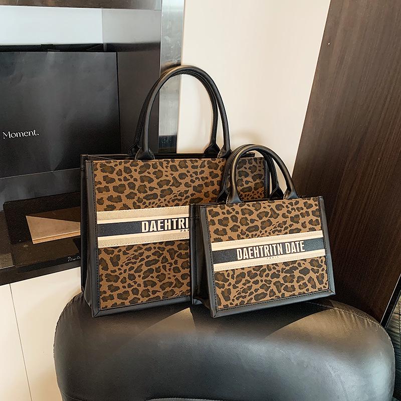 

2025 Модная Универсальная Большая Вместимость Шарф Бант На Плечо Сумка-Тоут Small леопардовый/кофейный