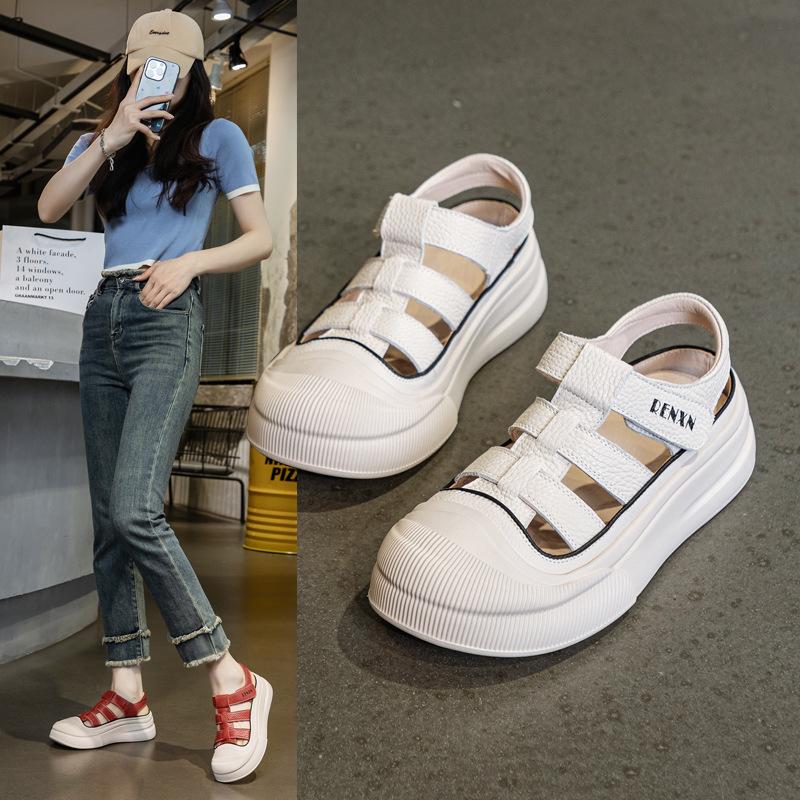 New Breathable Casual and Sporty Openwork Shoes for Women with Thick Soles and Sandals