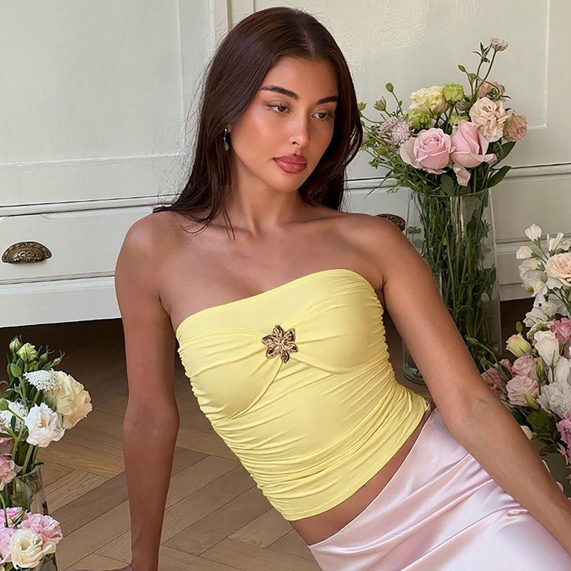 

Vacation Style Metal Decoration Tube Top Tops 2025 Summer New Arrival Sexy Silm Ruched Slimming and Short T-shirt Fashion Yellow S
