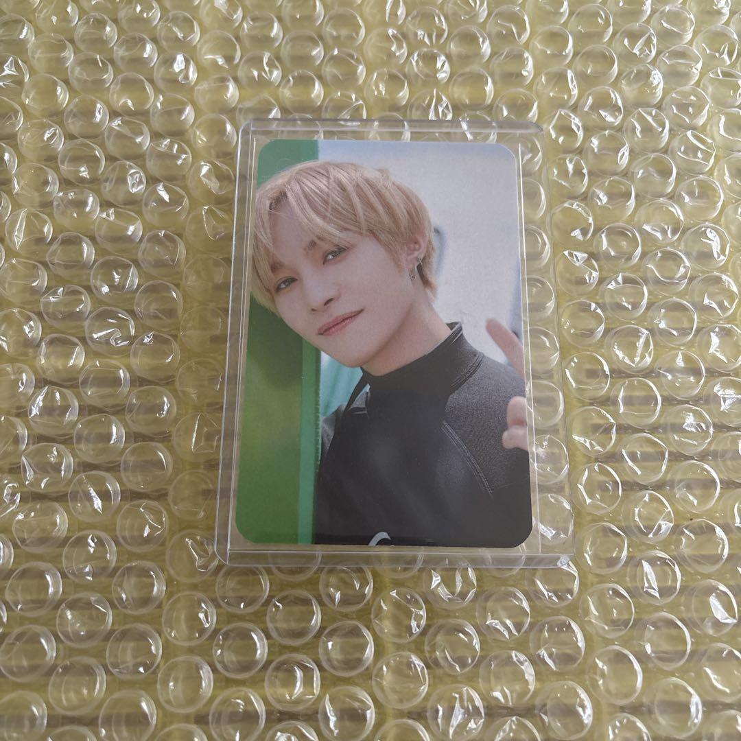 

[USED] NCT WayV YangYang WayVision Sling Bag Trading Card