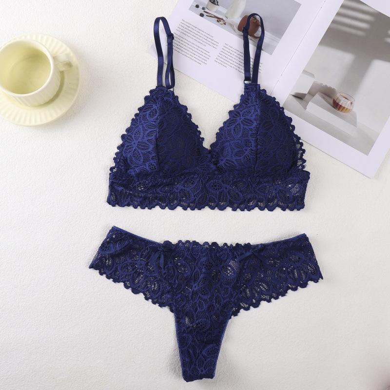Elegante Set di Lingerie Sexy in Pizzo: Reggiseno a Triangolo & Slip