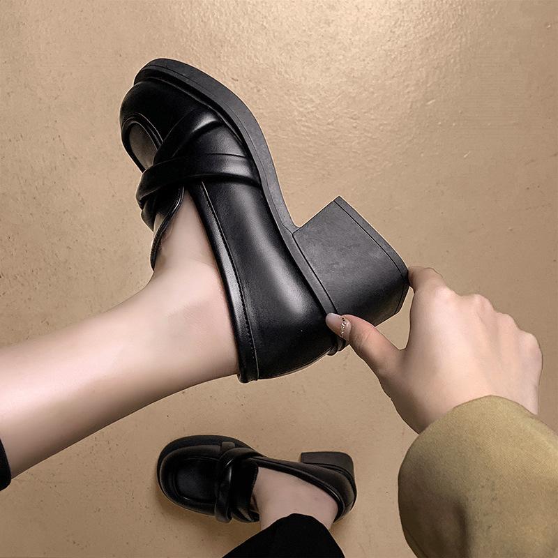 Black Versatile British Casual Platform Small Leather Shoes Women's Autumn and Winter 2025 New French Retro Mary Jane Single Shoes