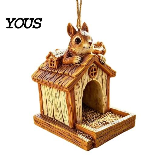 Large Capacity Bird Feeder Resin Squirrel Feeder, Outdoor Hanging Garden for Wild Birds Backyard Patio Decoration Shaped