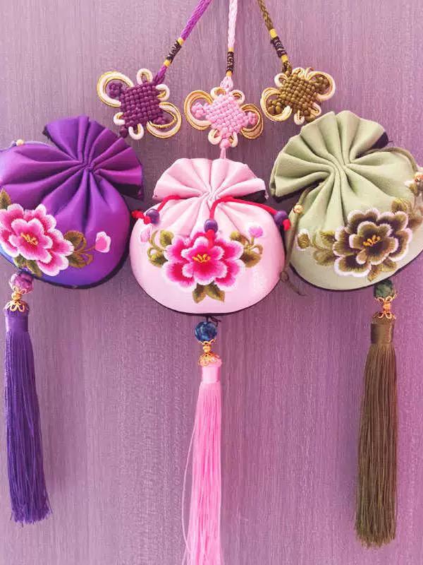 Qingyang Sachet Double Sided Embroidery Chinese Knot Lucky Pendant Car Pendant Sachet Gift Small Qing Dynasty Perfume Bag