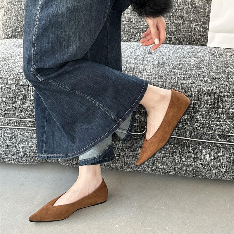 Retro Flat Heel Pointed Head Shallow Mouth Single Shoes Women's Shoes Suede Temperament One Pedal V Mouth Soft Sole Inner Height Increase Flat Shoes