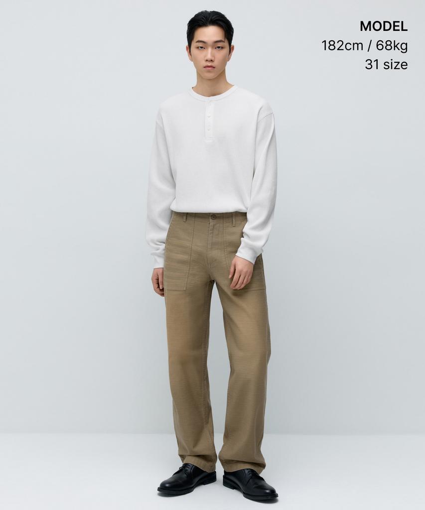 MUSINSA STANDARD Faded Back Satin Fatigue Pants [Beige]
