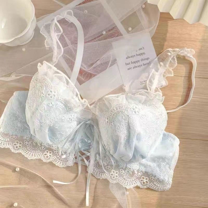 Japanese sweet underwear women's small breasts gather without steel rims, bra upper support anti-sagging adjustment girl bra set