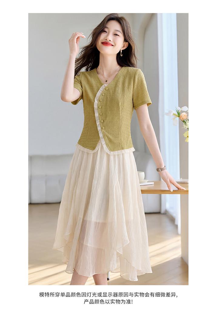 Women's high-end two-piece set [top+half skirt] Comfortable women's skirt for spring and summer outings commuting versatile skirt