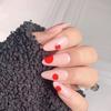 Einfache rote Polka-Dot-Press-On-Nägel Vollabdeckung Falsche Nagelspitzen Abnehmbare Acryl-Kunst für Frauen