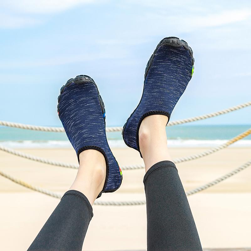 Quick Dry Slip-on Mens Aqua Shoes Women Light Elastic Water Sports Shoes Couples Non Slip Hiking Wading Sneakers