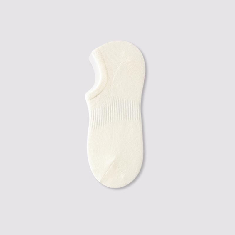 Women's Summer Thin Silicone Non Slip Non Drop with Anti Odor Invisible Shallow Mouth Boat Socks