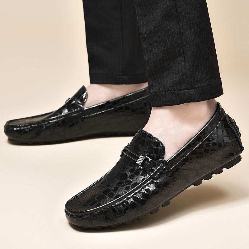 Brand New 2024 Spring Autumn Comfortable Men Classic Black Leather Casual Shoes for Men Loafers Shoes Men Slip on Designer Shoes