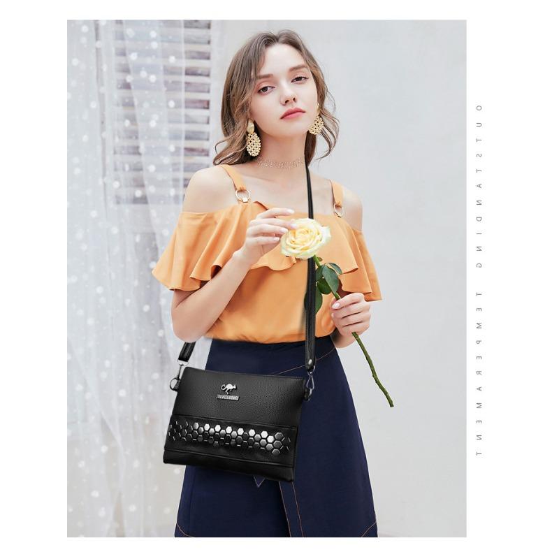 Fashion new favorite! New trendy texture handbag, simple mini super charming