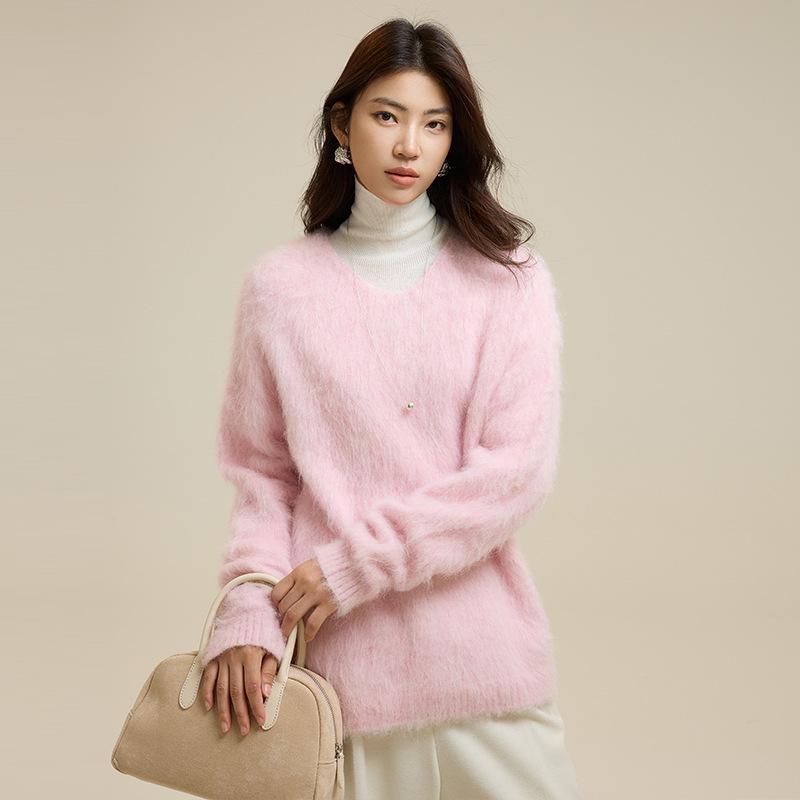 Peruvian Pink Alpaca V-Neck Sweater for Women - Soft, Warm, and Perfect for Autumn and Winter.