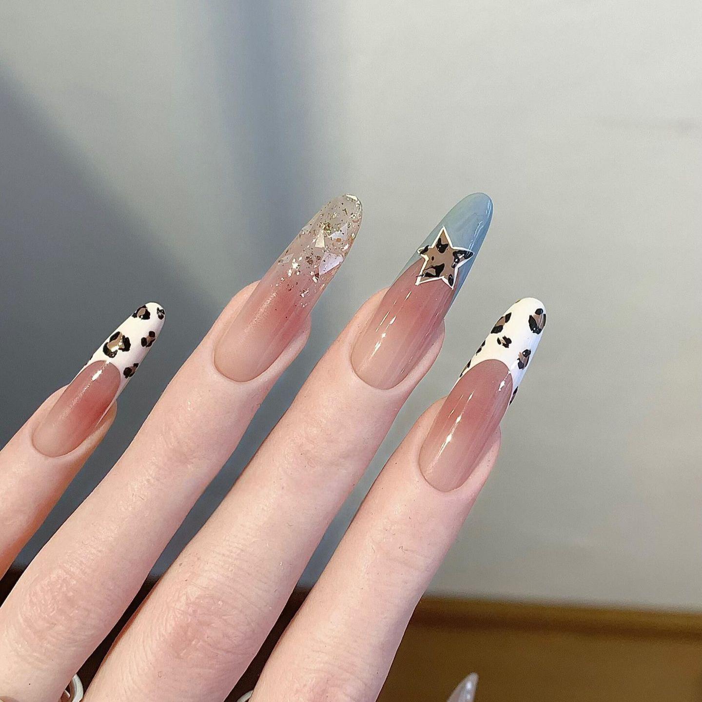 French hand-painted smudged leopard print pure hand-worn armor whitening high-end medium and long nail art patch fake nails XS