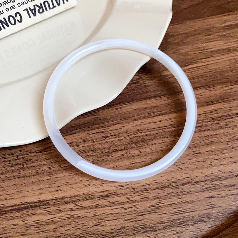 

Европейско-американский омбре акриловый глянцевый браслет: Роскошная бижутерия высокого класса, с преувеличенным дизайном.