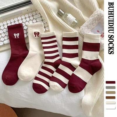 5 Paar Angola Rot Socken Damen Vier Jahreszeiten Modelle Neue Schmetterling Mittelwaden Socken Vielseitige Gestreifte Strümpfe Damen Socken Neujahrssocken