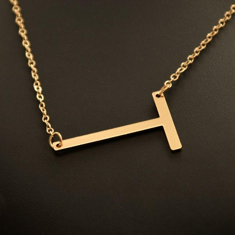 Kvinne 26 engelske bokstaver Ornament Ripple Chain Personlig brevkjede