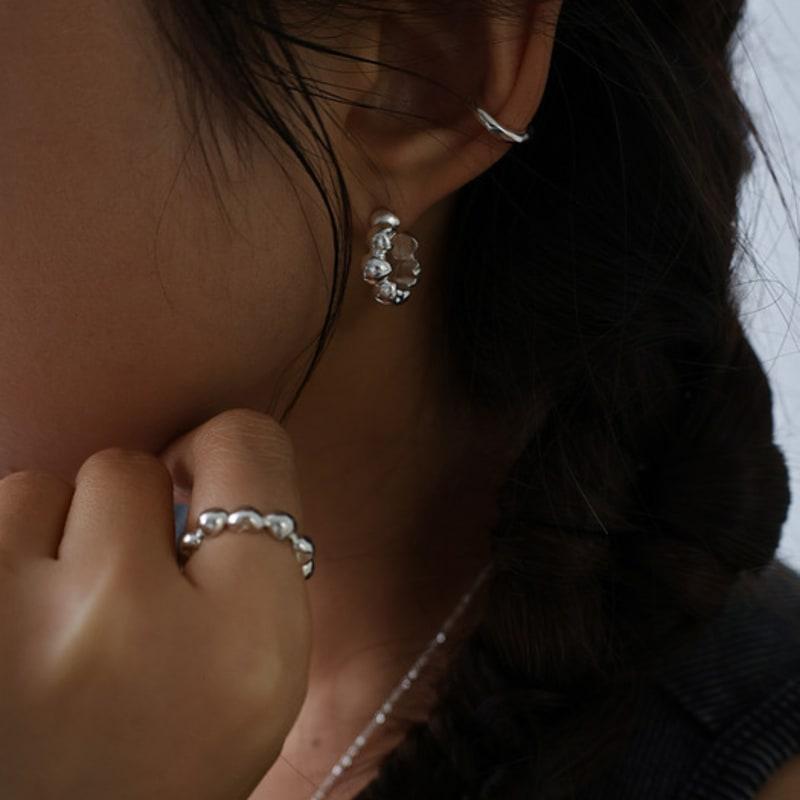 MERITY Twisted Heart Earring