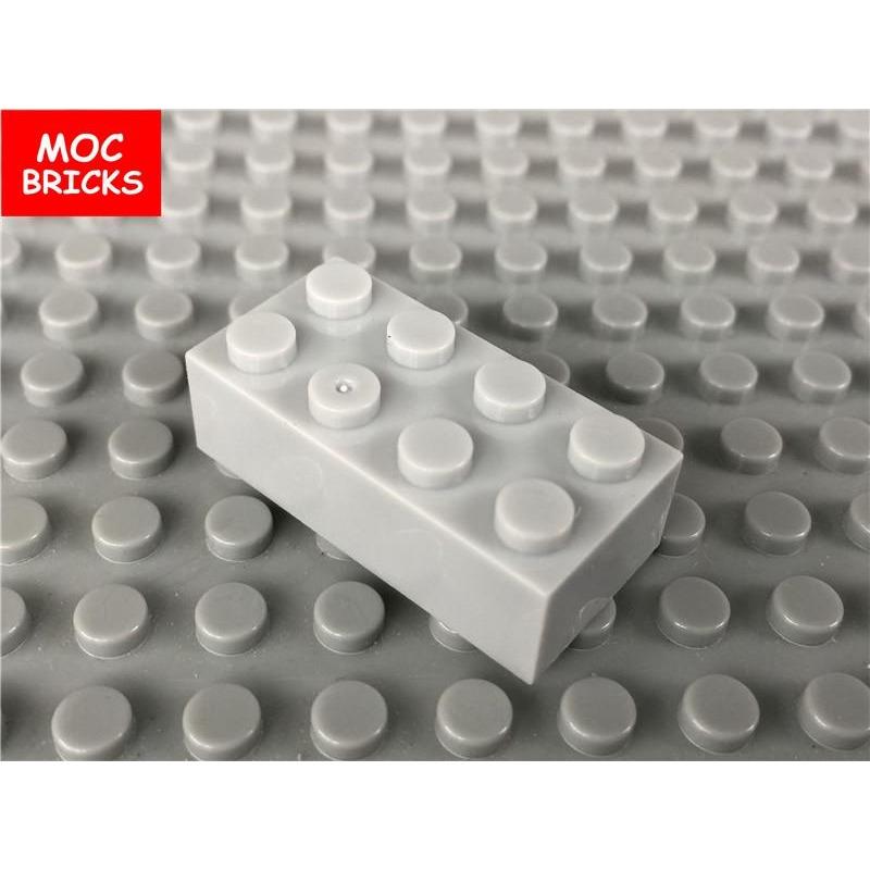 100pcs Lot MY OWN CREATION Blocks Vibrant White Red Black Brick 2x4 3001 City Miniature Learning Building Blocks Playthings Children Present