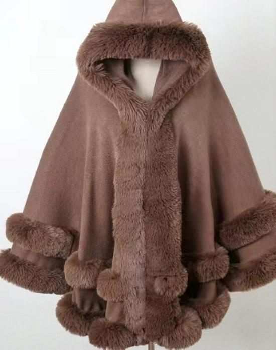 Winter-Schal mit Pelzkragen und doppelter Kapuze - Dicker Umhang mit Samtfutter für zusätzliche Wärme