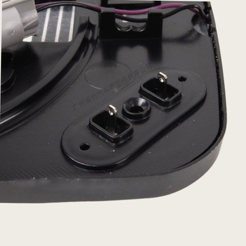 Heated Wide Angle Mirror Glass for Mercedes-Benz and BMW (Part Number: 51168165109)