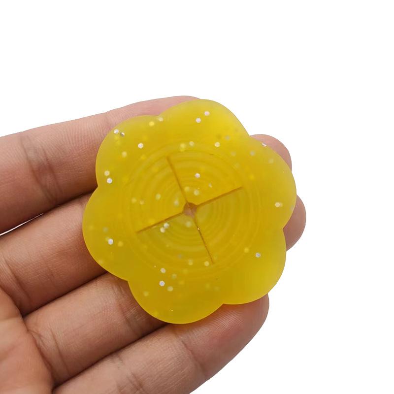 1PCS Non-slip Corner Knot Buckle Skirt Clip Women's Waist Hem Corner Buckle T-shirt Versatile Scarf Buckle