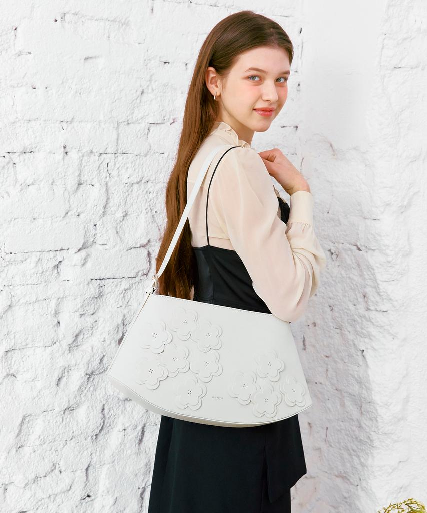 Clave Mia Flower White Tote Bag