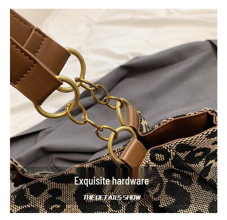 2023 Autumn Leopard Print Shoulder Tote - Large Capacity Women's Bag