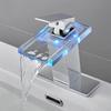 Grifo de Lavabo Cascada LED 3 Colores Salida de Cristal Mezcladores de Lavabo de Baño Grifos Cromo Montaje sobre Cubierta Grifo Frío Caliente