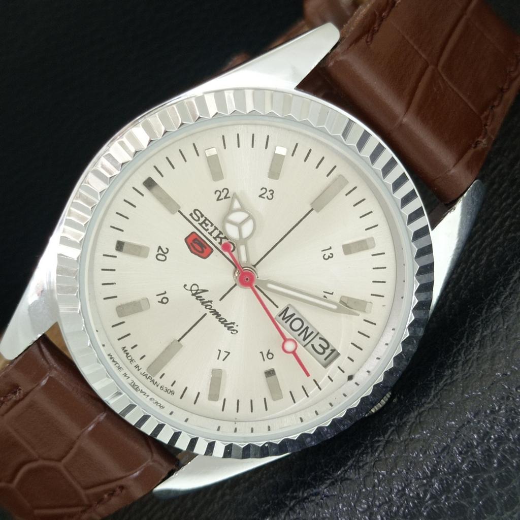 

VINTAGE SEIKO 5 AUTOMATIC 6309A REFURBISHED JAPAN MENS SILVER WATCH a442825-1