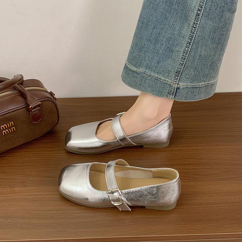 Scarpe Moda Stile Britannico Donna 2025 Oxfords Calzature Femminili Preppy Nuove in Pelle Estive Comode Scarpe con Cinturino Mary Janes Scarpe Estive Donna