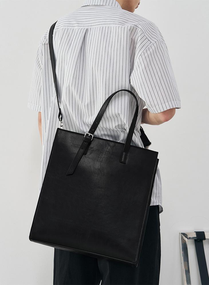 Draw Fit Legato Belted Leather Tote Bag [Black]