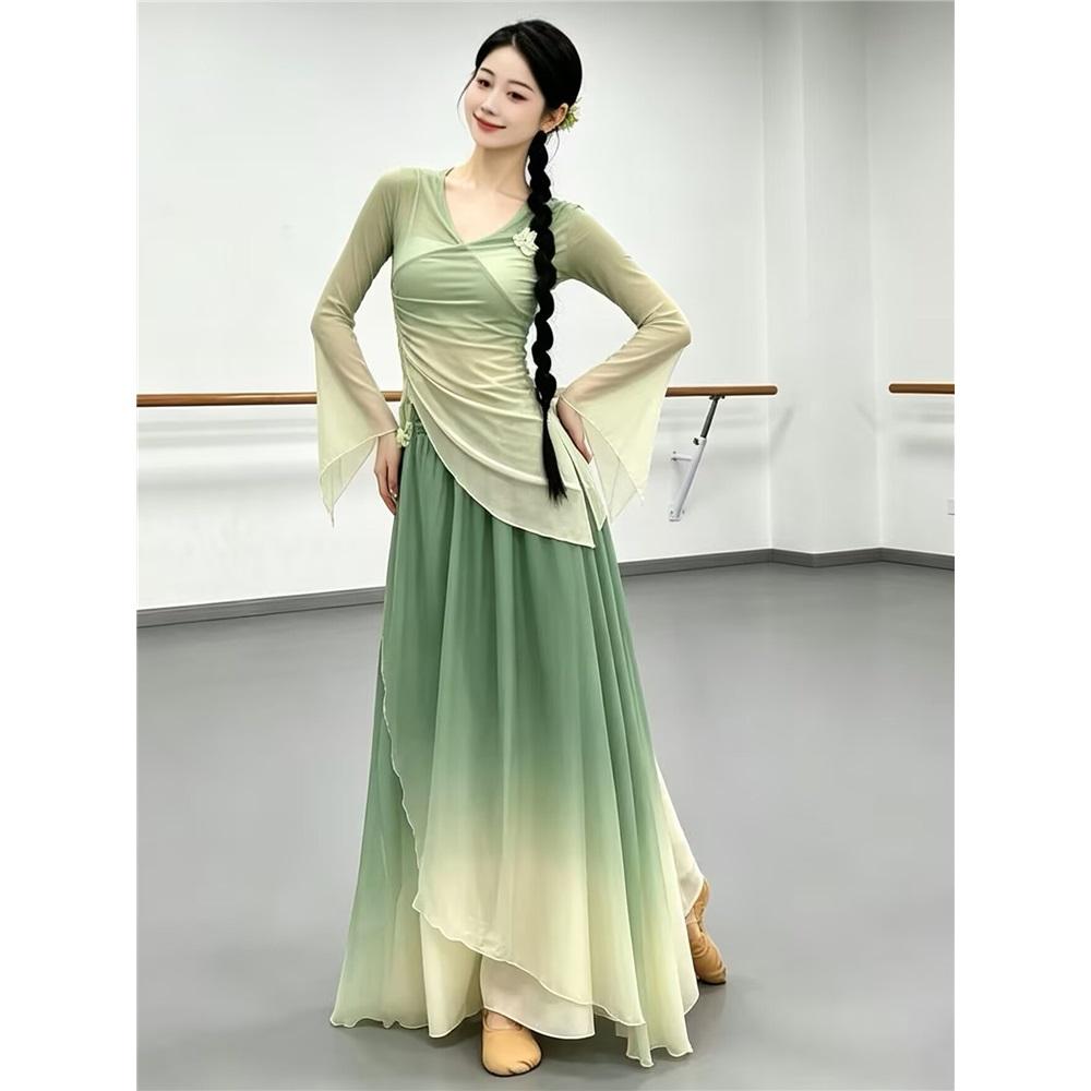 Women & Girls Gradient Green Chinese Classical Dance Costume, Sheer Chiffon Top Flowy Skirt For Practice & Performance