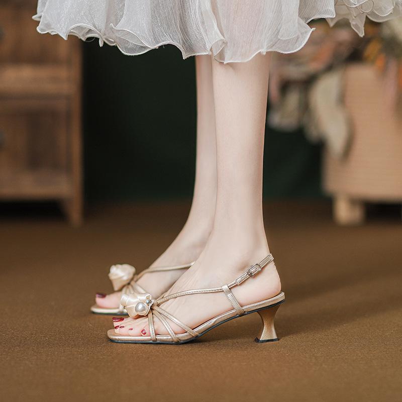 French pearl sandals schoolgirl gentle wind evening shoes thick heel not tired feet Roman shoes