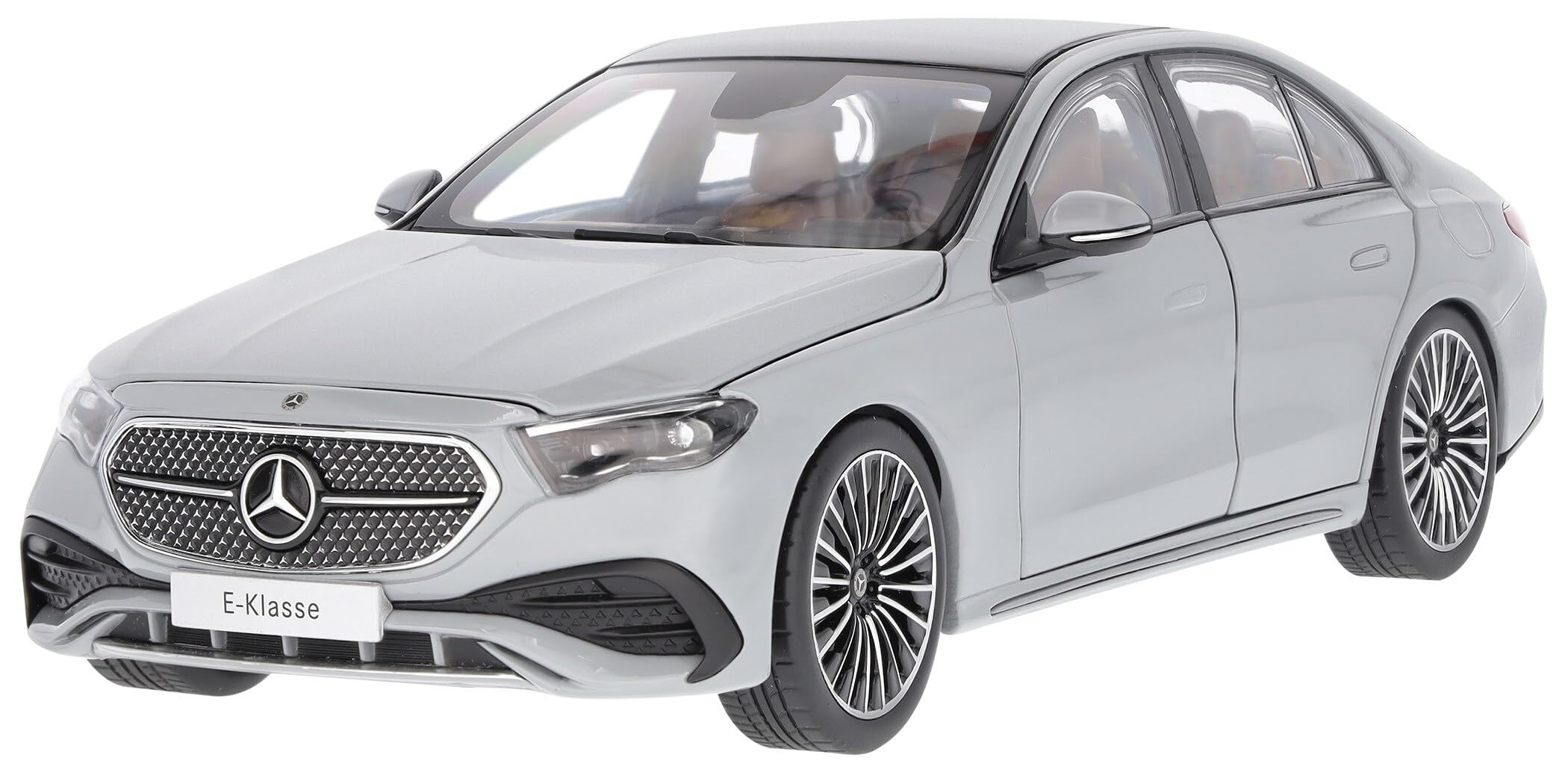 

Оригинальный седан AMG Line Manufaktur Alpen Gray Scale [Коллекция Mercedes-Benz] E-Класс (W214) 1/18