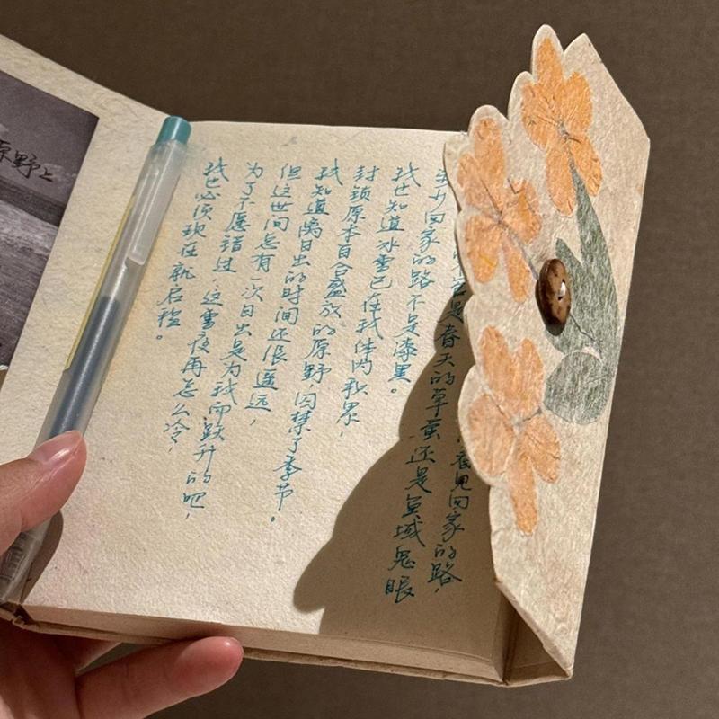 Pocket Flower Scrapbook Notebook Lokata Plant Handmade Graffiti Draw Book Dongba Paper Ledger Button Diary