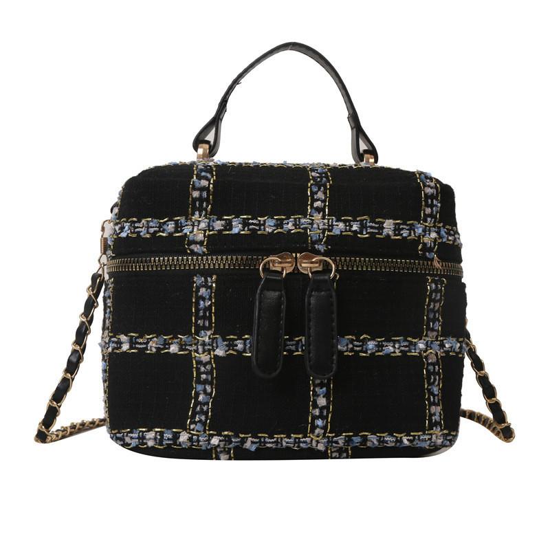 Black And White Pu Street Fashion Bucket Bag For Women With Chain Strap 2023 New Style