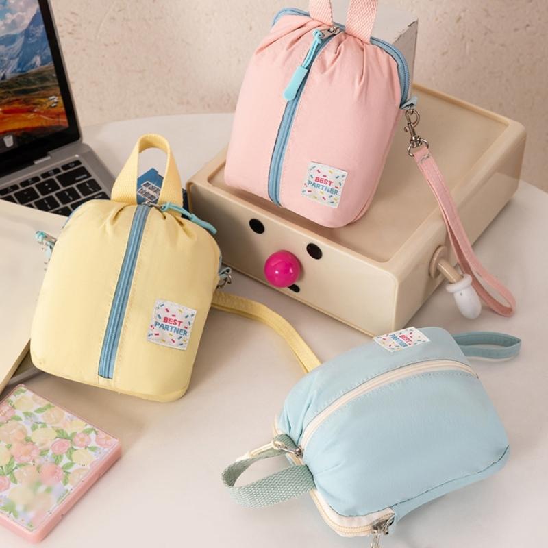 Big Capacity Large Waterproof Carry Bag Sanitary Napkin Organizer For Travel And Workouts Small Portable Makeup Holder