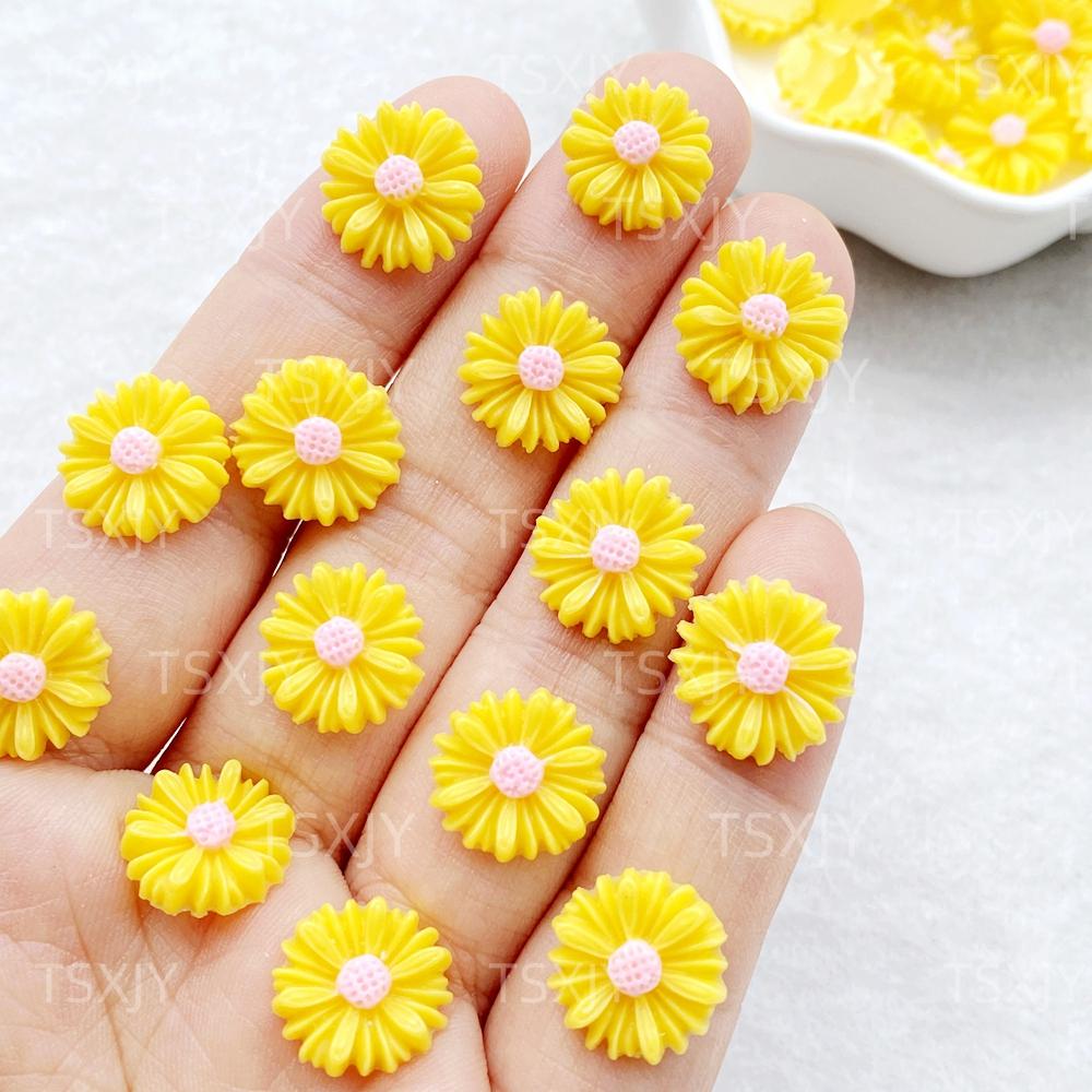 50Pcs Resin 3D Mini Sunflower Flower, chrysanthemum Gems Flatback Figurines Scrapbook Wedding Applique Nail Art Decor Crafts