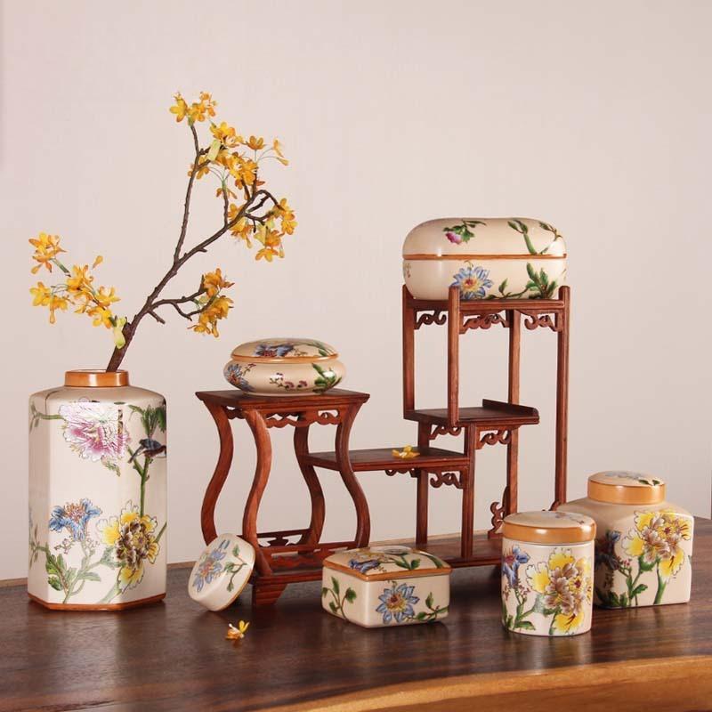 Retro pojemniki do przechowywania w stylu chińskim Pudełko na biżuterię Zbiornik do przechowywania Ręcznie robiony porcelanowy garnek Niebiesko-biały porcelanowy wazon Pojemnik