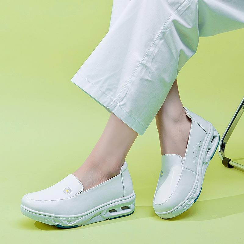 New Leather EVA Air Cushion Hospital White Nurse Shoes Comfortable Soft Bottom Trendy White Shoes